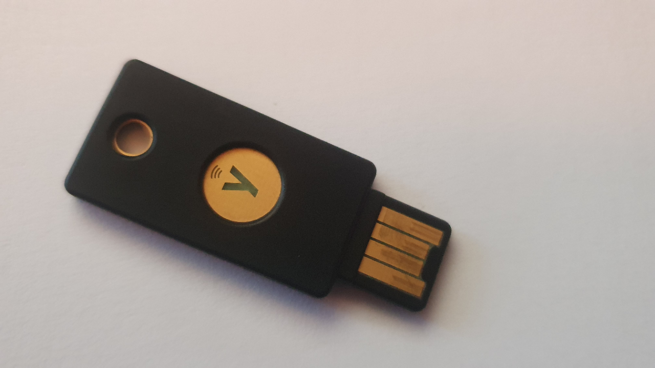 Yubico Yubikey 5C NFC setup on Ubuntu 21.04 - OscFr